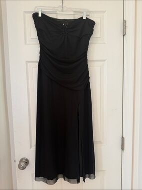 Classic Black Strapless Evening Dress with Gold Detail